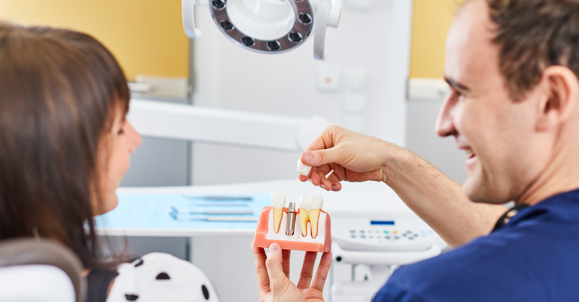 Zahnarztpraxis Dres. Braunschweiger & Gebauer - Zahnersatz auf Implantaten 1